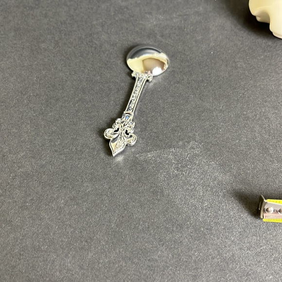 Fluer-de-Lis Condiment Jar & Spoon Set - Picture 9 of 12